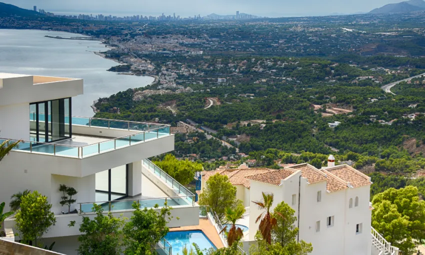 Domy w Hiszpanii na sprzedaż - czy Polak może nabyć nieruchomość?