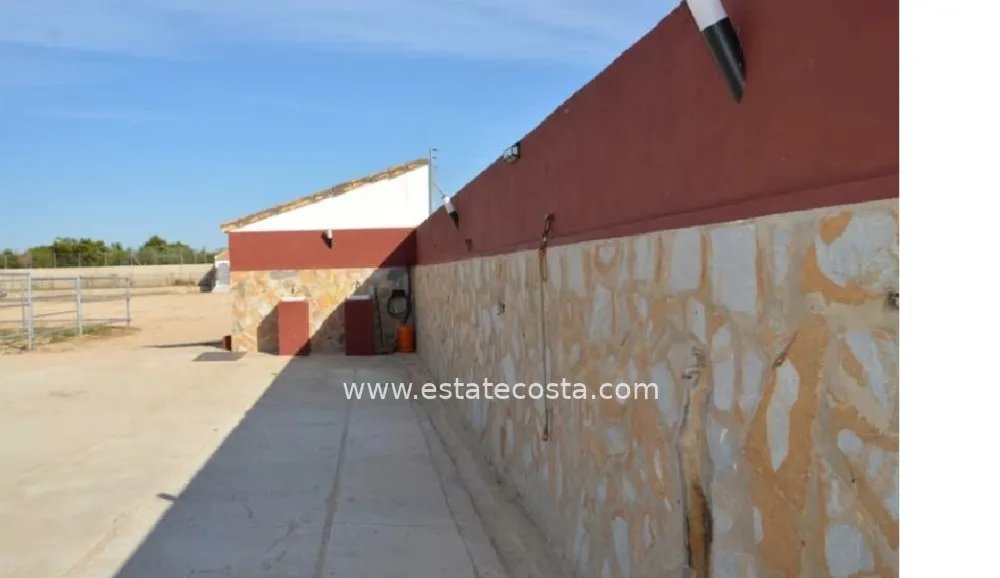 Posiadłość wiejska / Finka