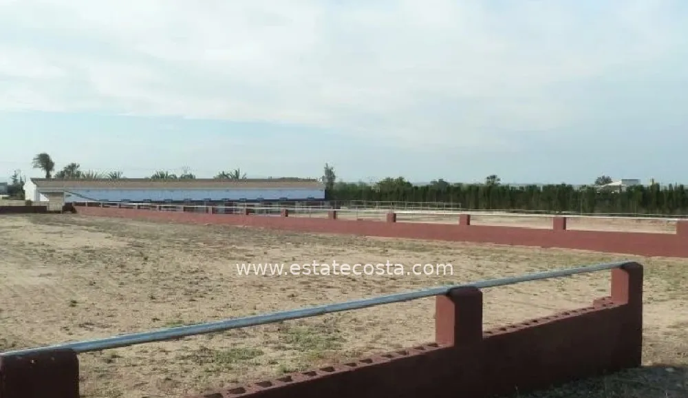 Posiadłość wiejska / Finka