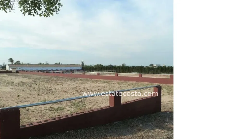 Posiadłość wiejska / Finka