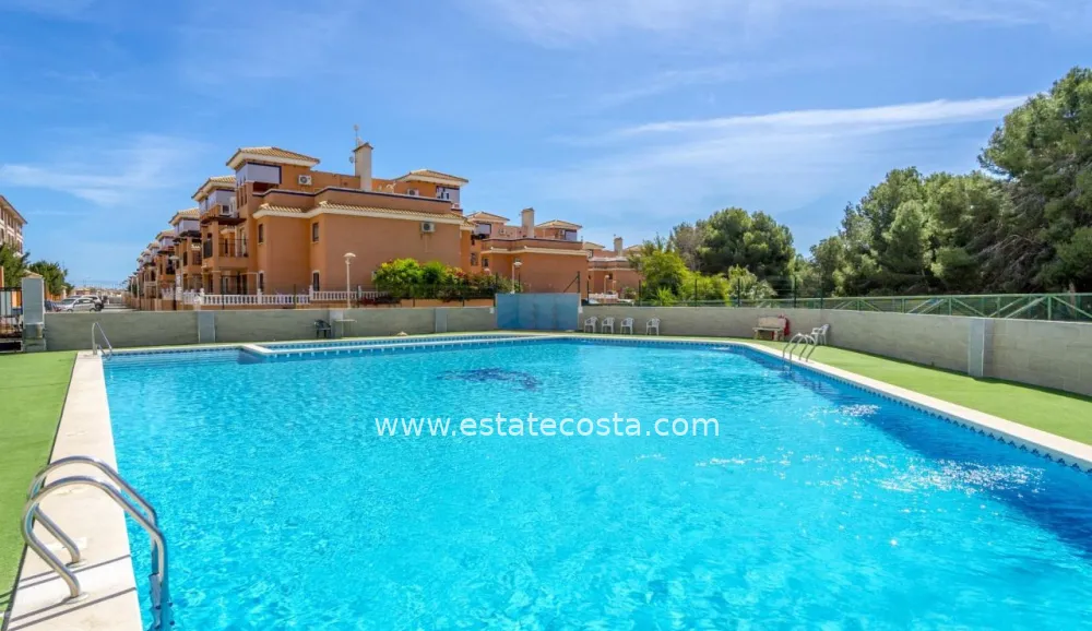 Penthouse 120m2  3km from the beach