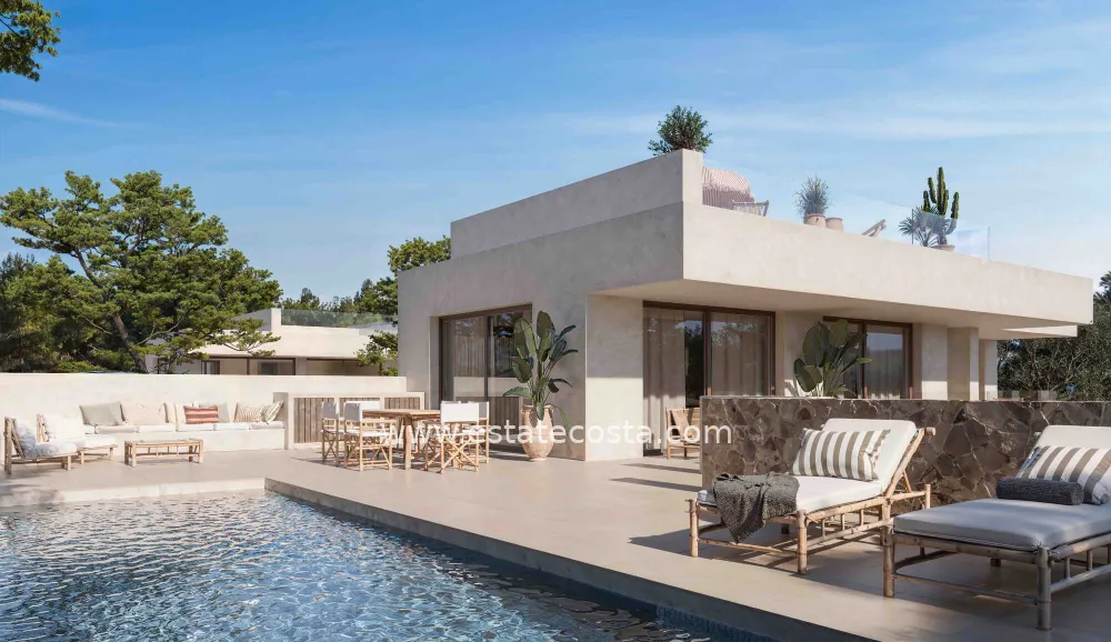 House-/-Villa 260m2  5km from the beach