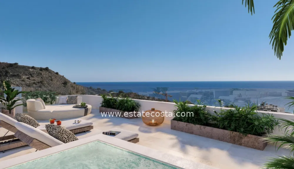 Penthouse 111m2  300m od plaży